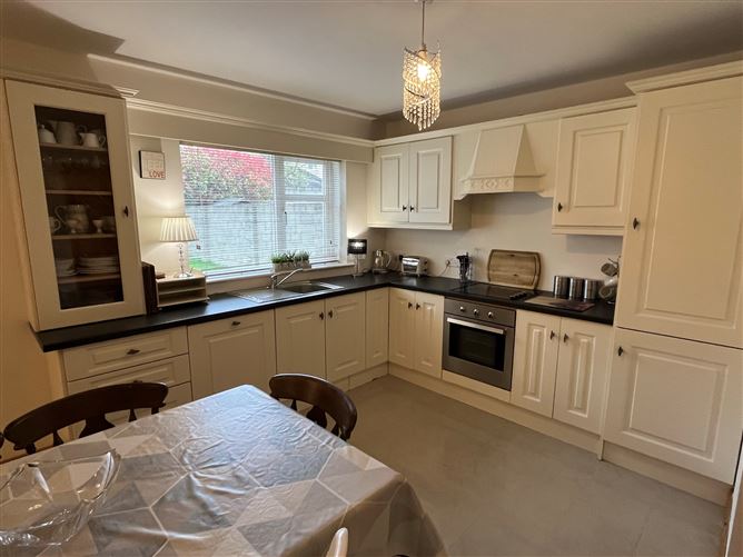 70 Kylemore, Old School House Road, Castletroy, Limerick