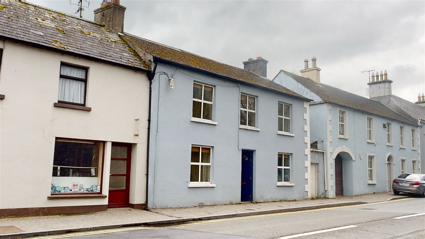 2 Castle Street, Durrow, Laois CBPM Estate Agents and Letting Agents 4700166 MyHome.ie