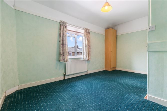 8 Dixon's Villas, Adelaide Road, Glasthule, Co. Dublin