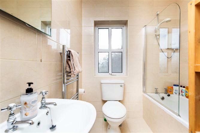 8 Castle Meadows, Murrintown, Co. Wexford