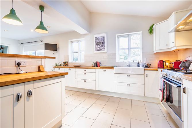 8 Castle Meadows, Murrintown, Co. Wexford