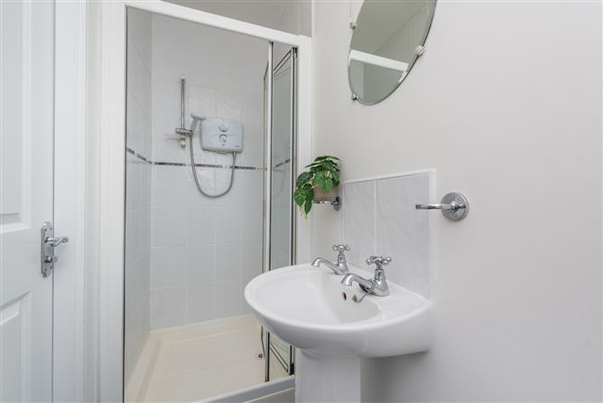 86 The Waterways, Sallins, Co. Kildare