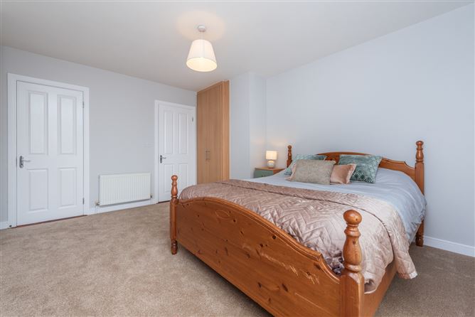 86 The Waterways, Sallins, Co. Kildare
