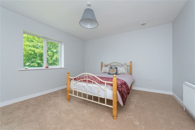 86 The Waterways, Sallins, Co. Kildare