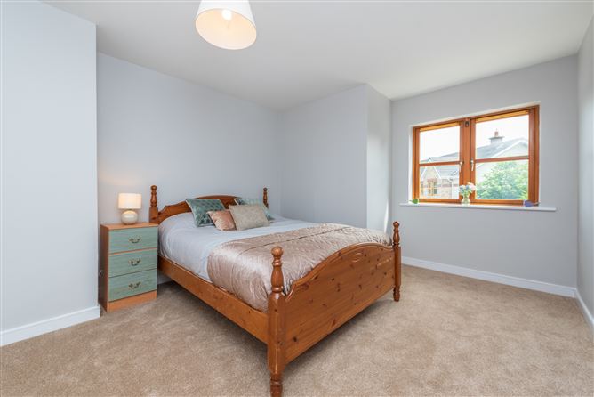 86 The Waterways, Sallins, Co. Kildare