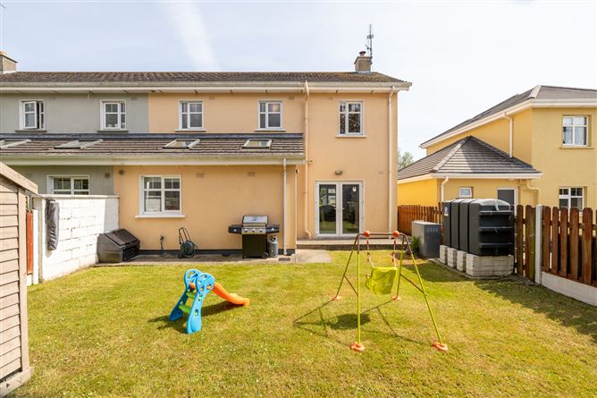 No. 22 Woodview, Castlebridge, Wexford