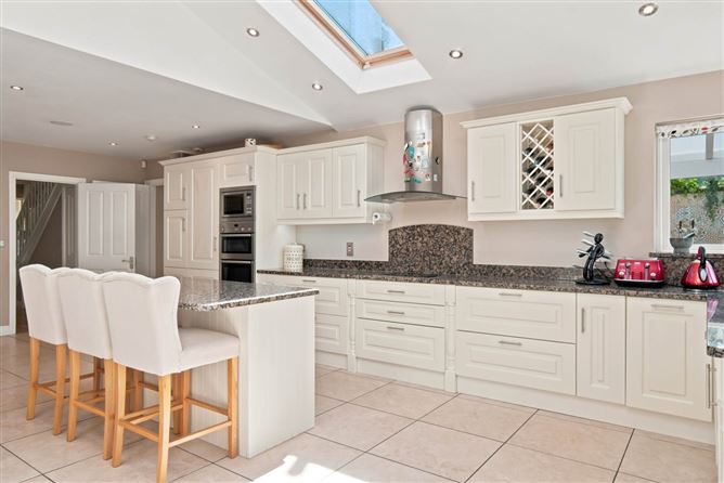 Photo 13 of 38 — 17 Caragh Green, Naas, County Kildare