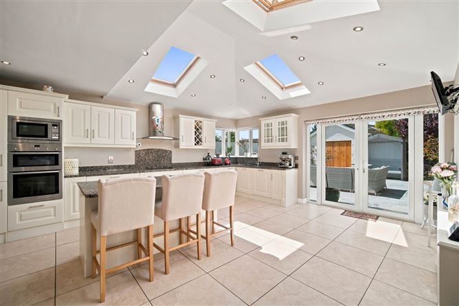 Photo 14 of 38 — 17 Caragh Green, Naas, County Kildare