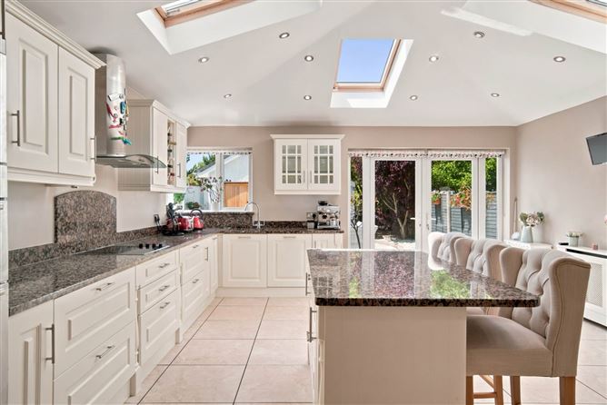 Photo 12 of 38 — 17 Caragh Green, Naas, County Kildare