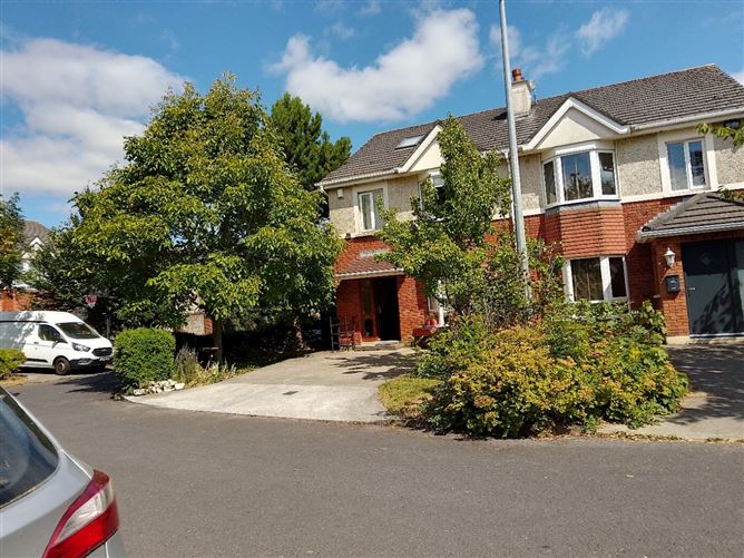 https://photos-a.propertyimages.ie/media/6/6/1/5017166/0ca9d982-7396-4577-bbbd-2c4d315071bd_l.jpg