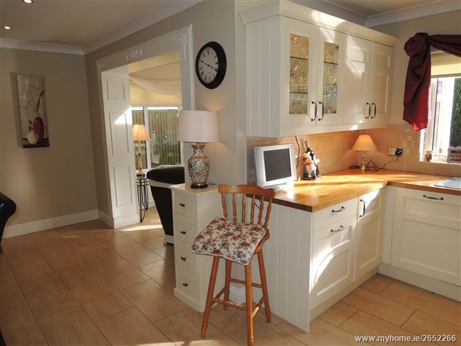 27, Wooddale Drive, Ballycullen,   Dublin 24