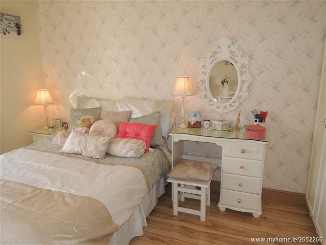 27, Wooddale Drive, Ballycullen,   Dublin 24