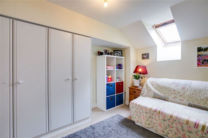 2 Stonepark Orchard, Rathfarnham, Dublin 14