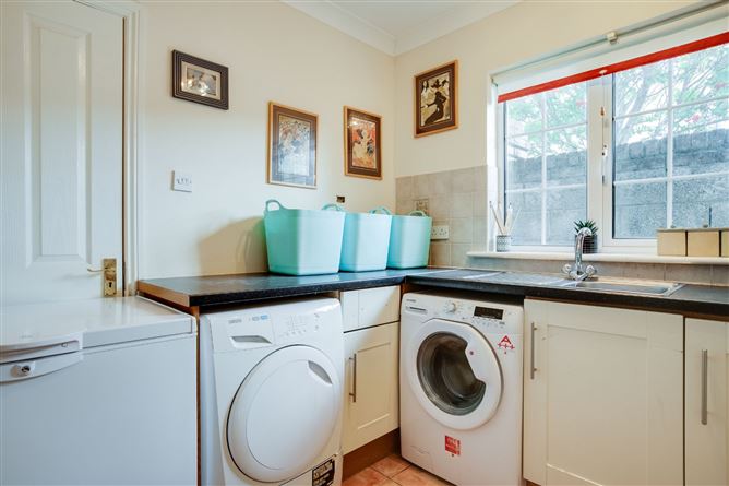 2 Stonepark Orchard, Rathfarnham, Dublin 14