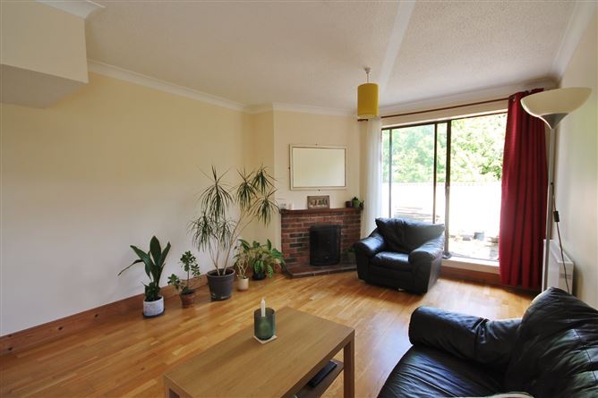 2 Kings Hall, Chapelizod, Dublin 20