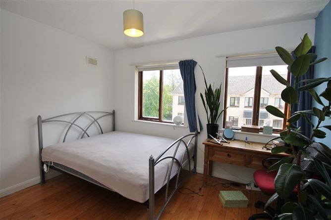 2 Kings Hall, Chapelizod, Dublin 20