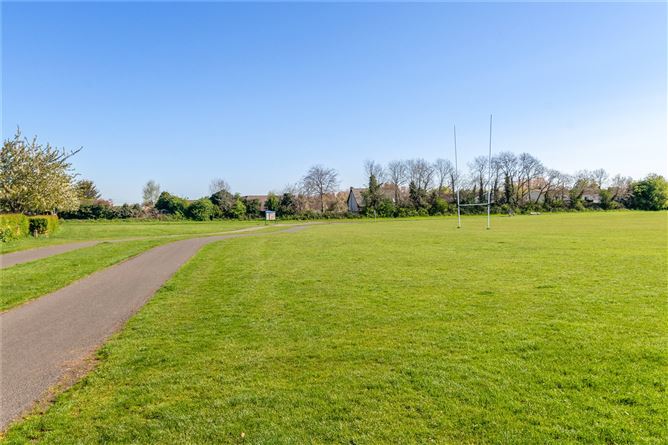1 Finnstown Hall, Lucan, Co. Dublin