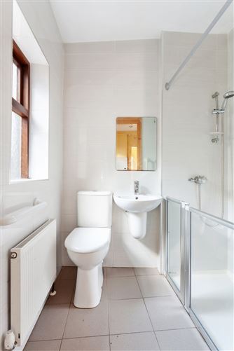 24 First Avenue, Seville Place, North Dock, Dublin 1