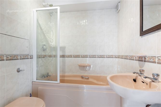 6 Mount Prospect House, 438 Clontarf  Road, Clontarf, Dublin 3