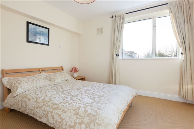 6 Mount Prospect House, 438 Clontarf  Road, Clontarf, Dublin 3