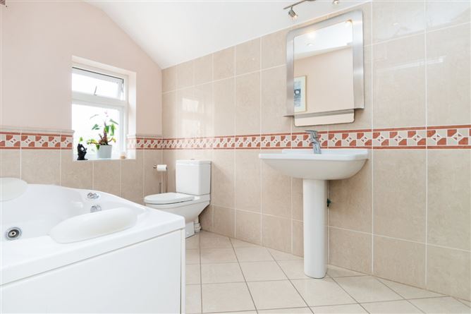 39 St Kevins Park, Dartry, Dublin 6