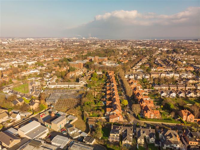 39 St Kevins Park, Dartry, Dublin 6