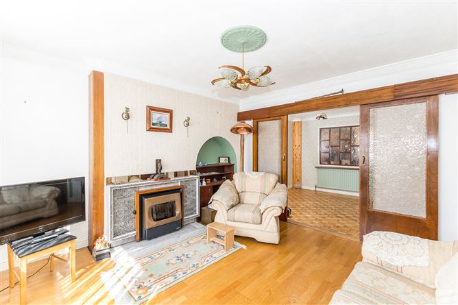 33 Shanliss Way, Santry, Dublin 9
