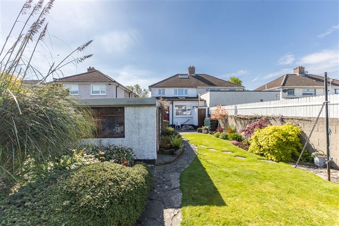33 Shanliss Way, Santry, Dublin 9
