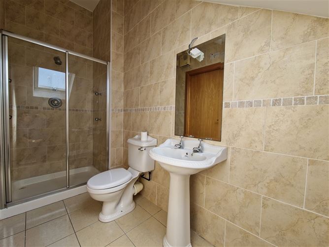 20 Eagle Wood Manor, Belturbet, Cavan