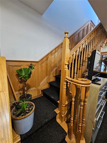 64 O`Connell Street, Ennis, Co. Clare