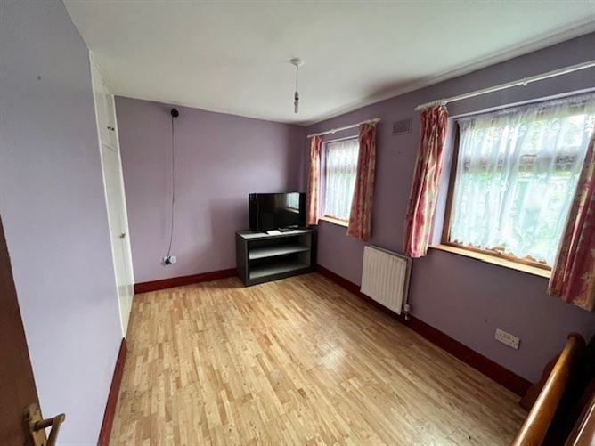 42 Kilgarron Park, Enniskerry, Co. Wicklow