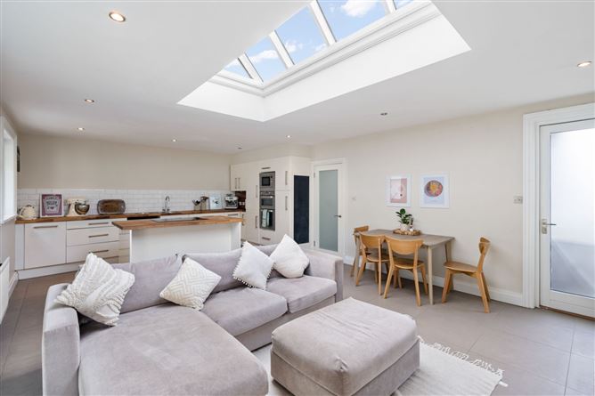 13 Denville Court, Killiney, Co. Dublin