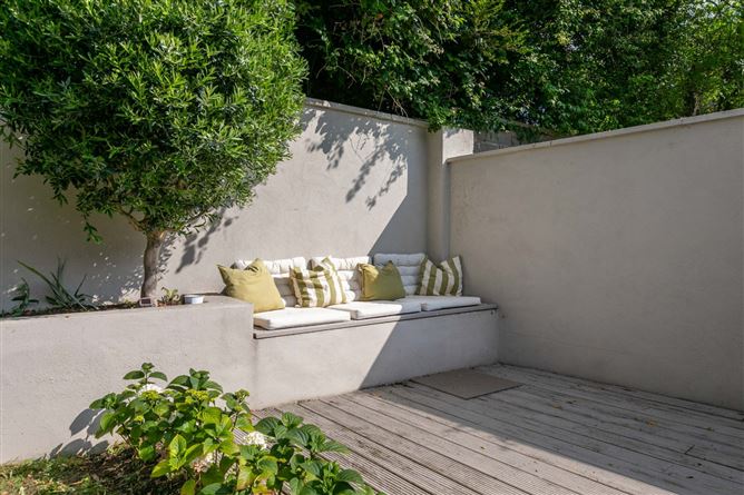 13 Denville Court, Killiney, Co. Dublin