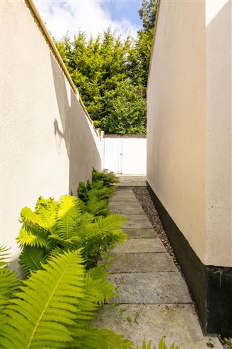 13 Denville Court, Killiney, Co. Dublin