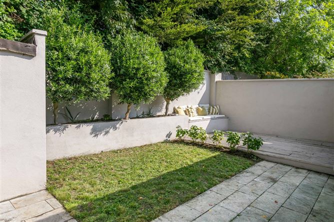13 Denville Court, Killiney, Co. Dublin