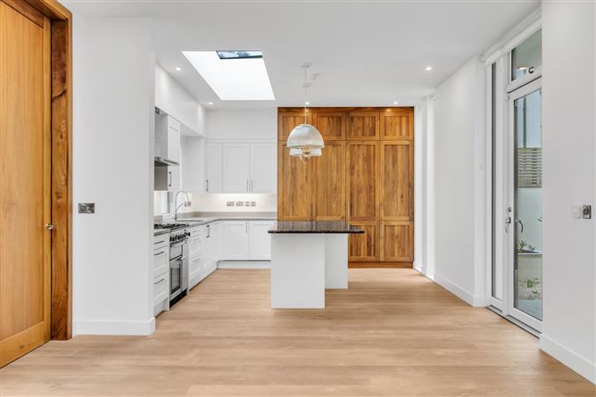 An Lochan, 11a Newtownpark Avenue, Blackrock, Co. Dublin