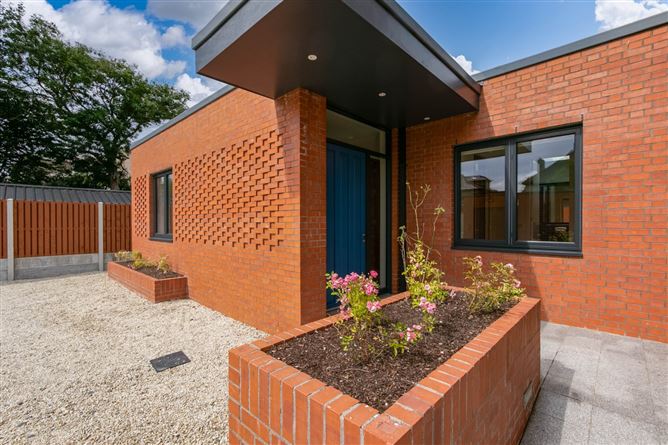 An Lochan, 11a Newtownpark Avenue, Blackrock, Co. Dublin