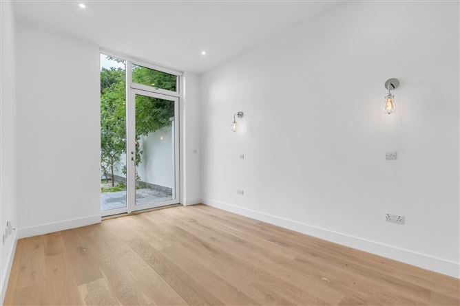 An Lochan, 11a Newtownpark Avenue, Blackrock, Co. Dublin