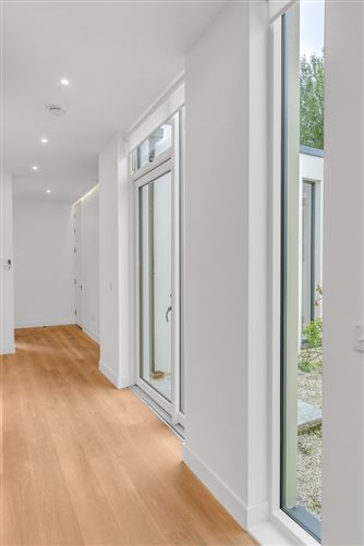 An Lochan, 11a Newtownpark Avenue, Blackrock, Co. Dublin