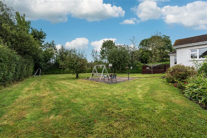 https://photos-a.propertyimages.ie/media/6/6/2/4828266/517a5ea5-585d-46bd-9b7c-8ae13befb7b0_l.jpg