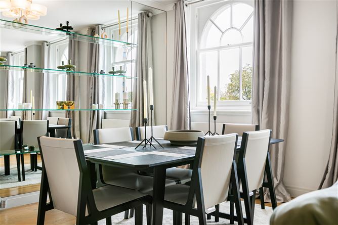 The Hyde Hideaway,London,Greater London,United Kingdom