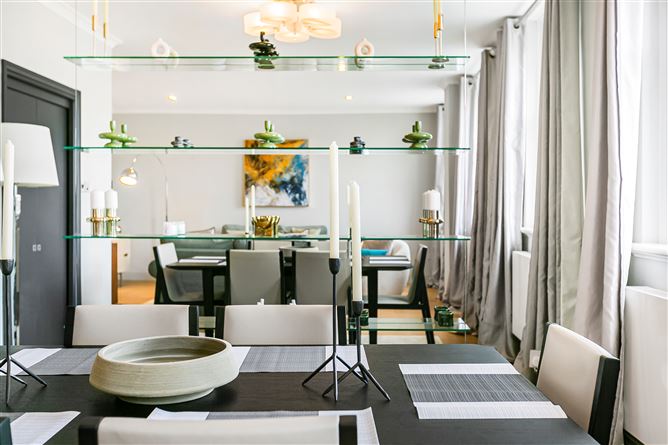 The Hyde Hideaway,London,Greater London,United Kingdom