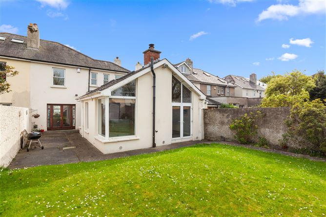 Photo 18 of 29 — 100 Clontarf Road, Clontarf, Dublin 3