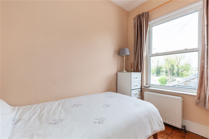Photo 16 of 29 — 100 Clontarf Road, Clontarf, Dublin 3
