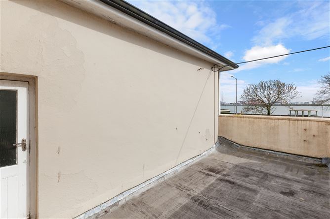 Photo 21 of 29 — 100 Clontarf Road, Clontarf, Dublin 3