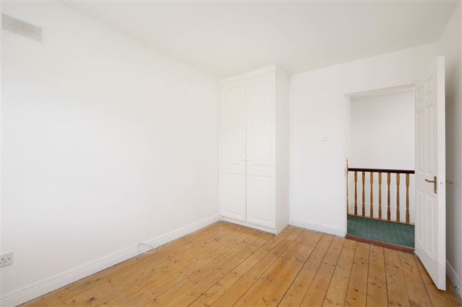12 College Farm Vale, Newbridge, Kildare
