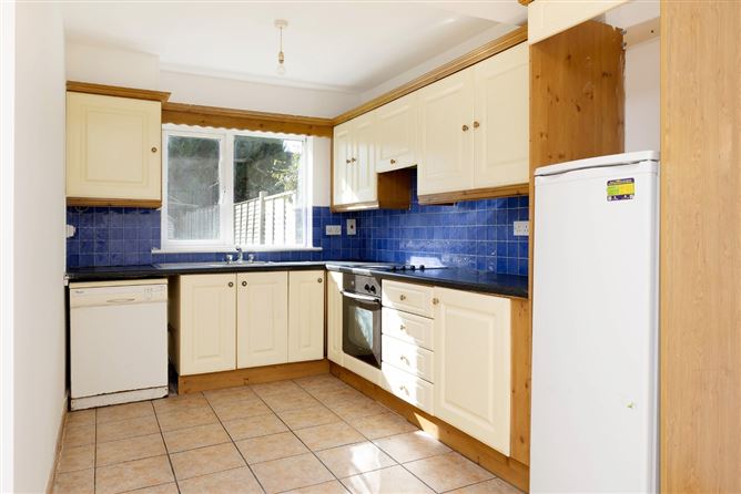 12 College Farm Vale, Newbridge, Kildare