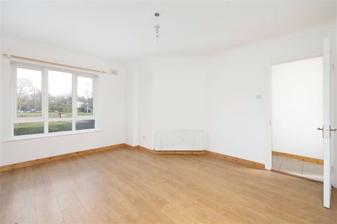 12 College Farm Vale, Newbridge, Kildare