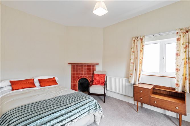 12 St. Albans Park, Sandymount, Dublin 4
