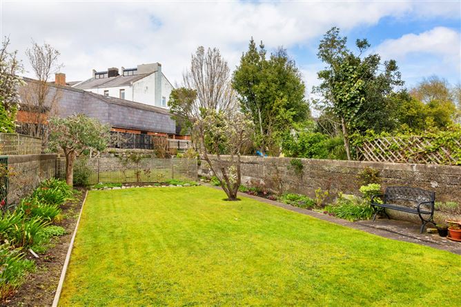 12 St. Albans Park, Sandymount, Dublin 4